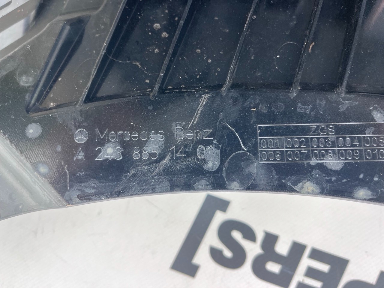 Mercedes Eqa H243 Eqb X243 Front Section Grille Bracket Trim Led Strip Genuine