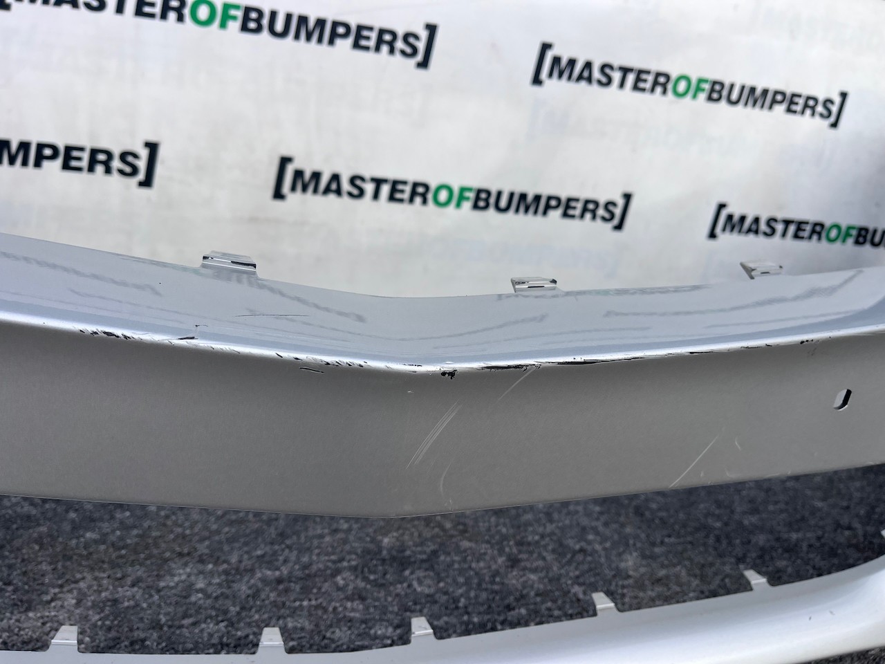 Mercedes B Class Se Hatchback 2014-2018 Front Bumper 6 Pdc Genuine [e347]