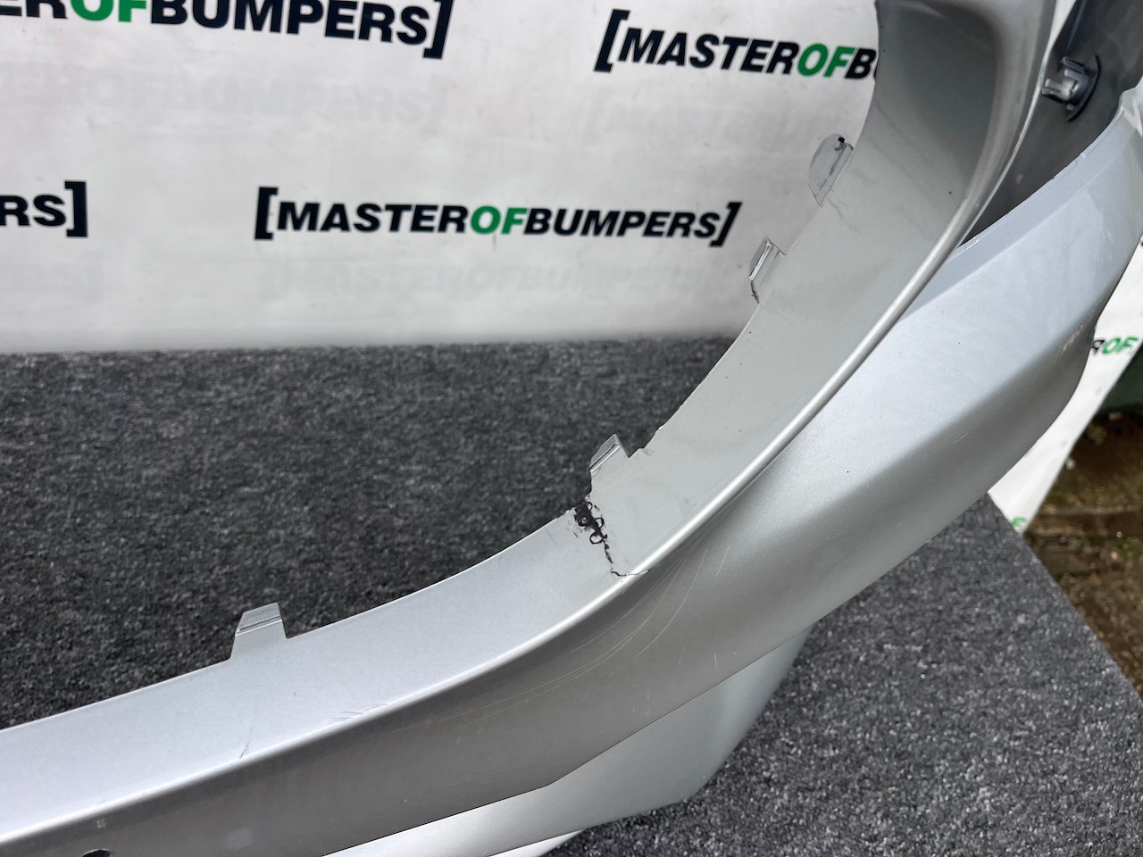 Mercedes Cla Class Amg Sport A117 2016-2019 Front Bumper 6 Pdc Genuine [e281]