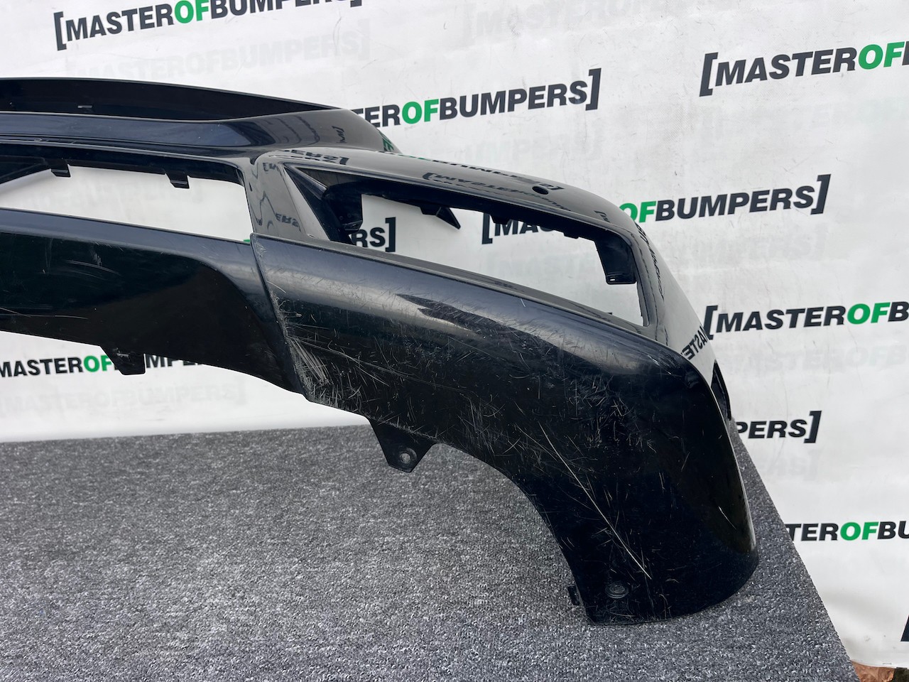 Mercedes Slk Amg Sport A172 Mk3 2012-2015 Front Bumper 6 Pdc Genuine [e360]