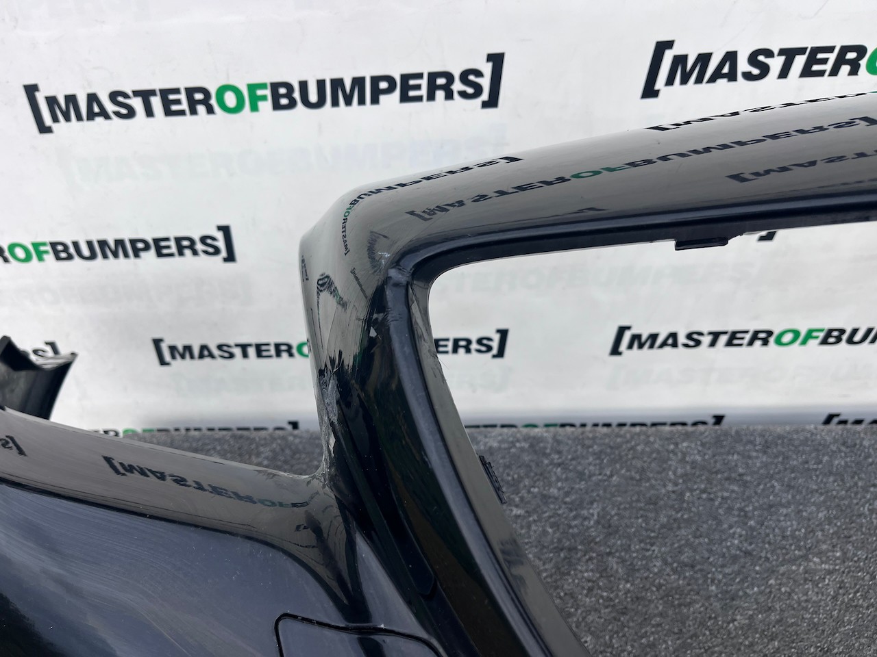 Mercedes Slk Amg Sport A172 Mk3 2012-2015 Front Bumper 6 Pdc Genuine [e360]