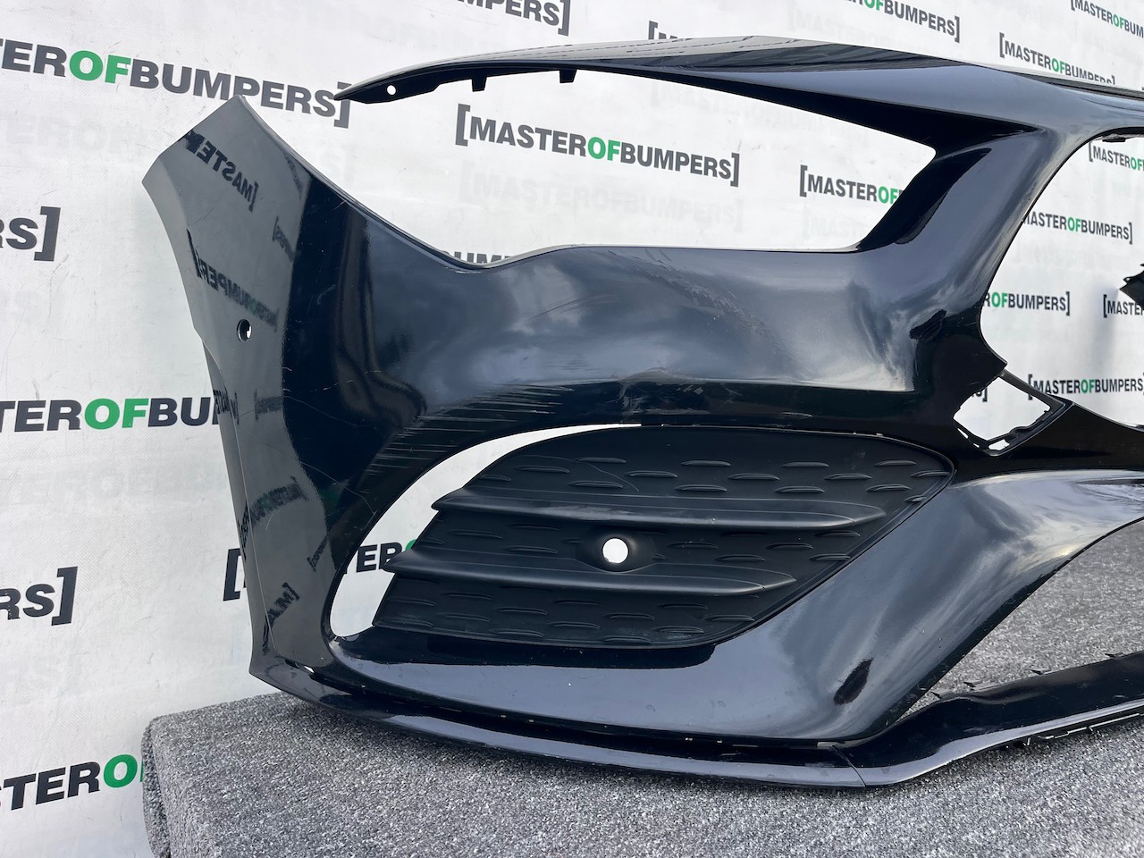 Mercedes Cla Amg Saloon Shotingbrake A118 2019-2023 Front Bumper Genuine [e359]