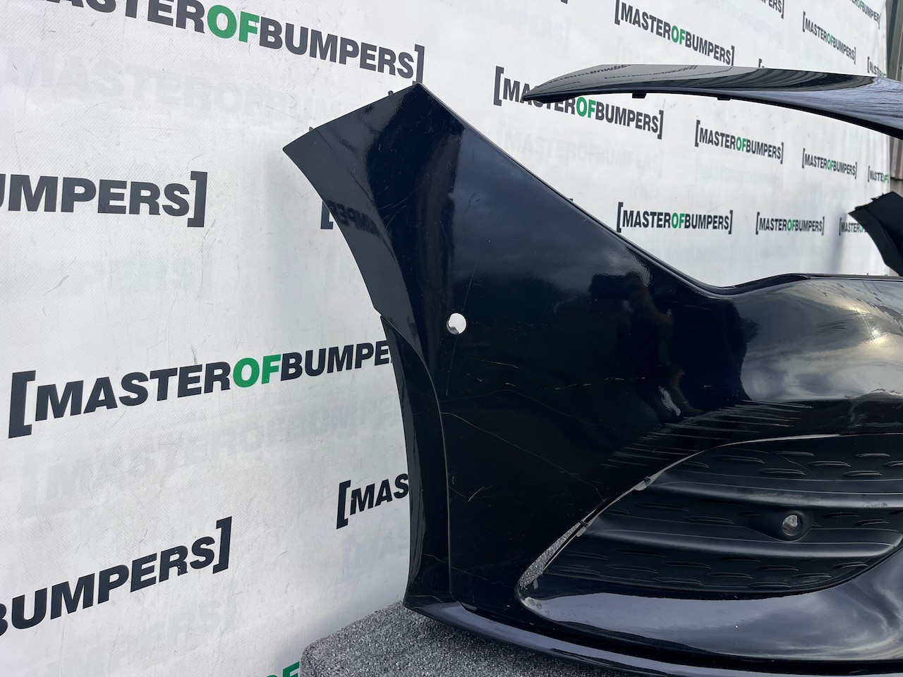 Mercedes Cla Amg Saloon Shotingbrake A118 2019-2023 Front Bumper Genuine [e359]