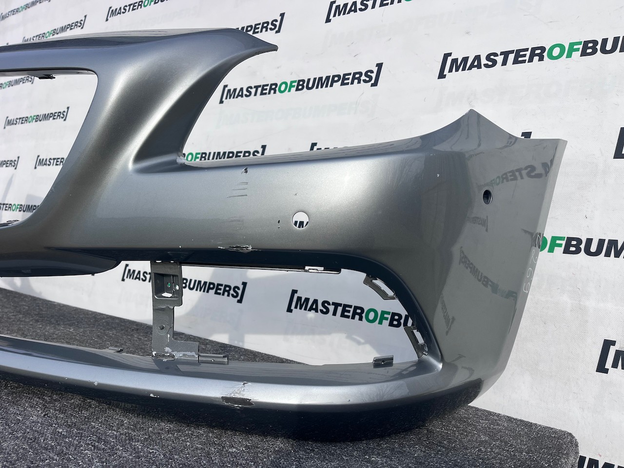 Mercedes Slk Sport Line A172 Mk3 2012-2015 Front Bumper 6 Pdc Genuine [e269]