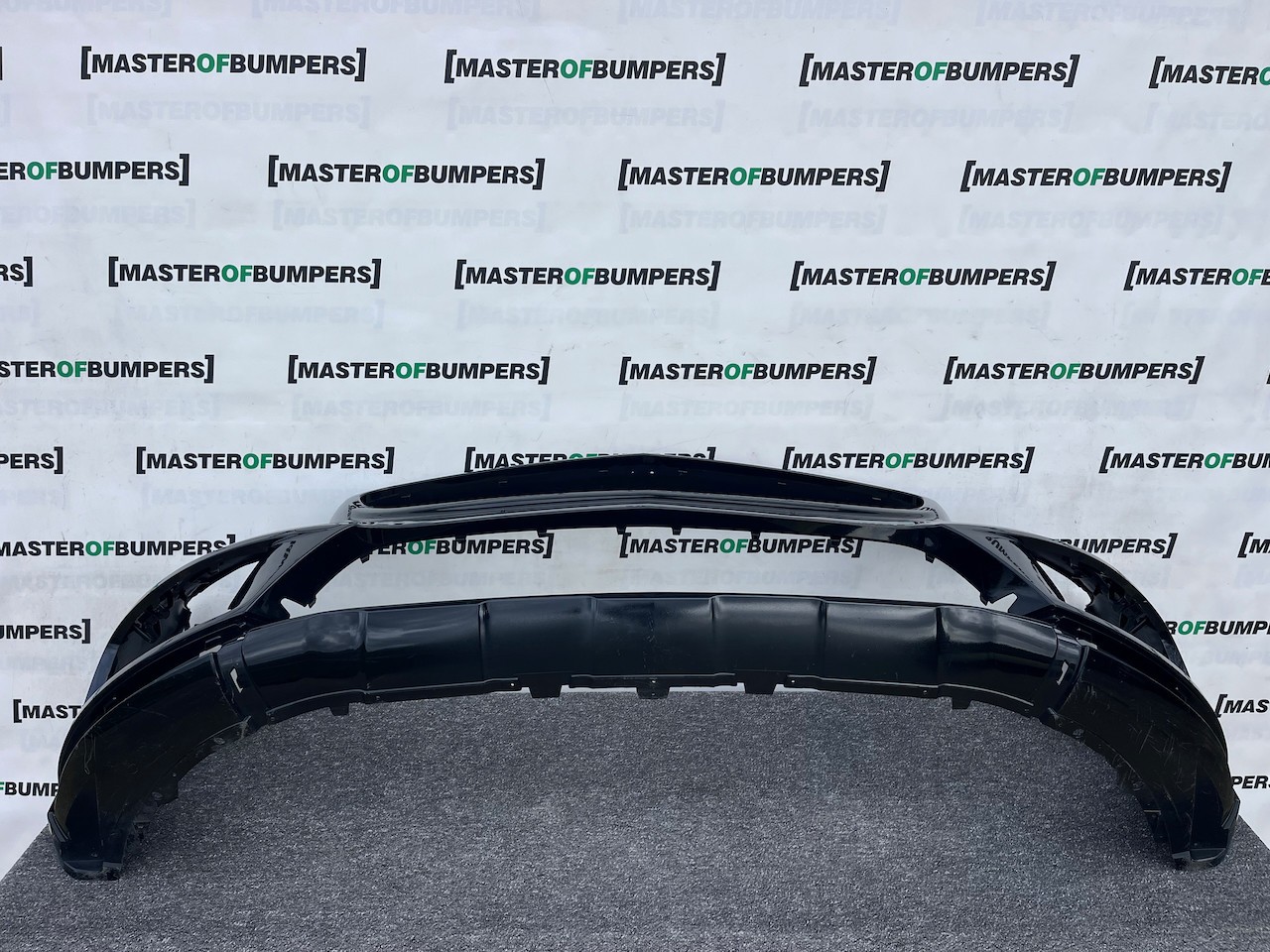 Mercedes Gla Amg Line 4 Matic A156 2012-2016 Front Bumper 6 Pdc Genuine [e365]