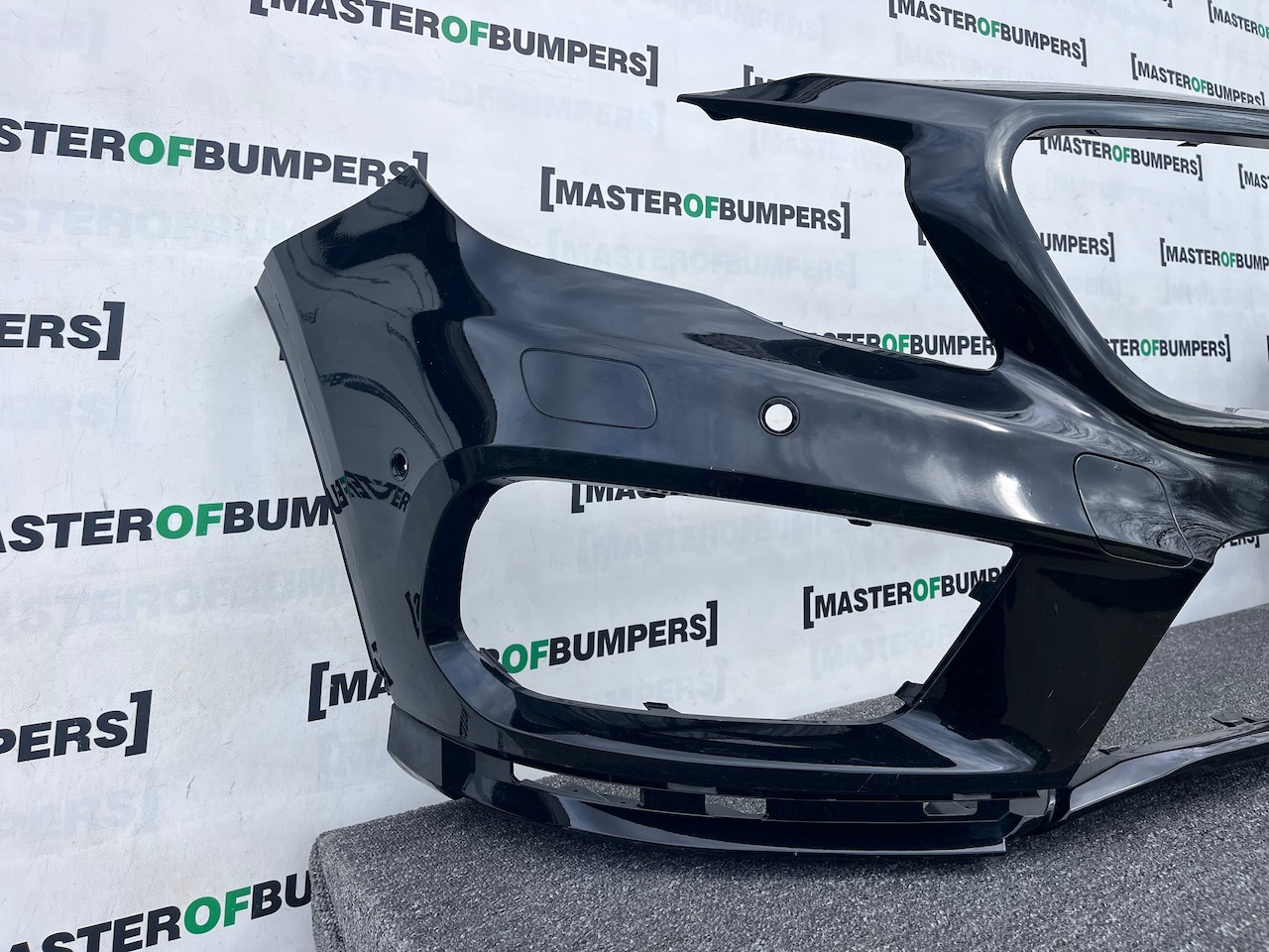 Mercedes Gla Amg Line 4 Matic A156 2012-2016 Front Bumper 6 Pdc Genuine [e365]