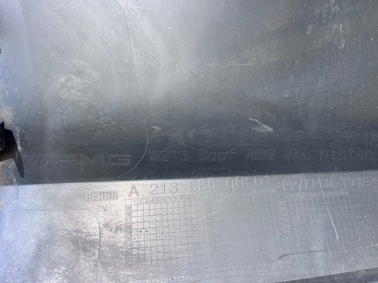 Mercedes E53 Amg A213 Lift Salon Only 2022-2026 Rear Bumper 6 Pdc Genuine [e369]