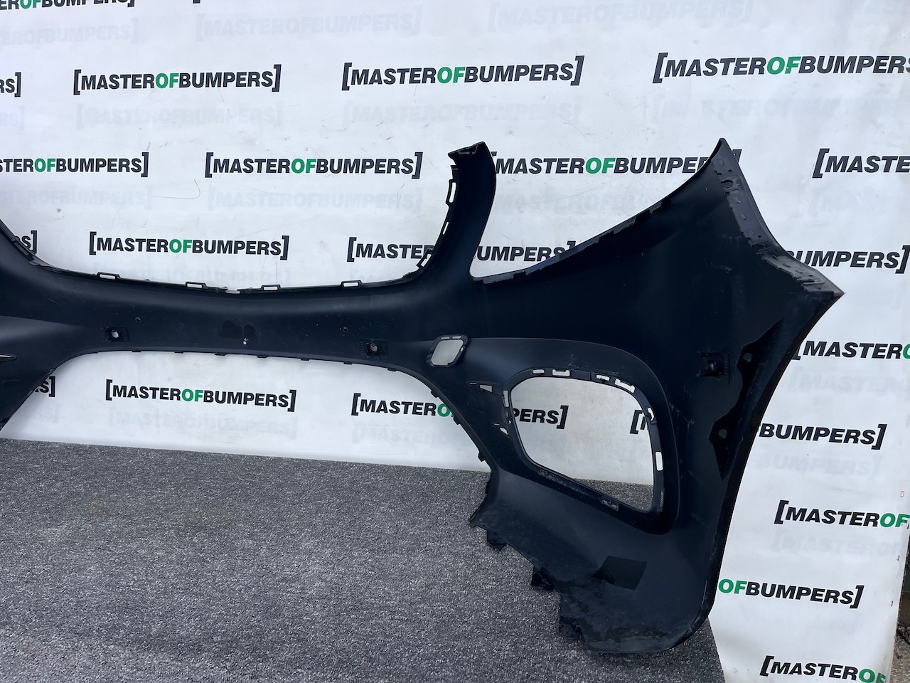 Mercedes Vito Tourer V-class A447 2015-2022 Front Bumper 6 Pdc Genuine [e382]