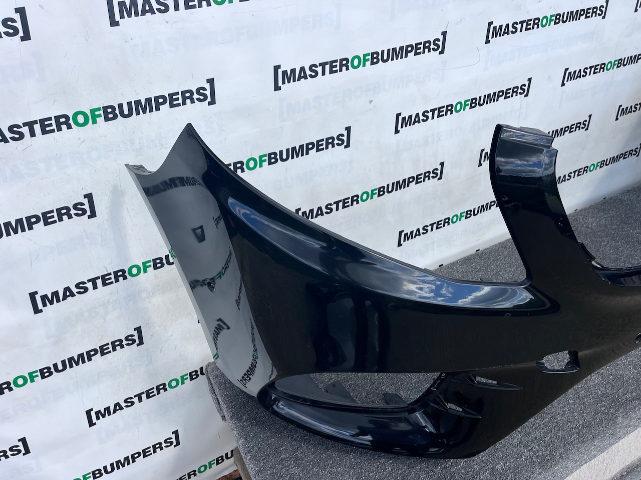 Mercedes Vito Tourer V-class A447 2015-2022 Front Bumper 6 Pdc Genuine [e382]