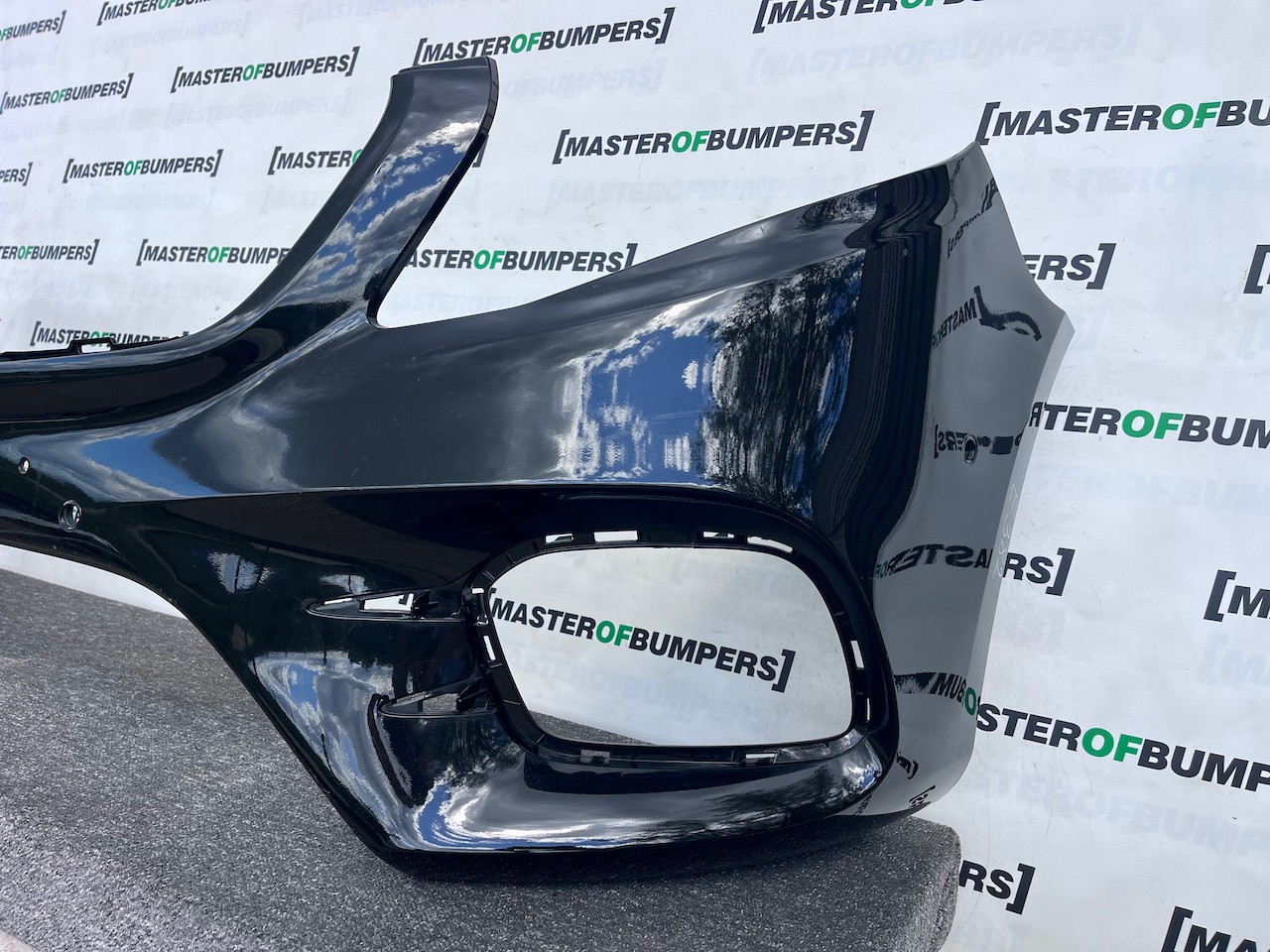 Mercedes Vito Tourer V-class A447 2015-2022 Front Bumper 6 Pdc Genuine [e382]