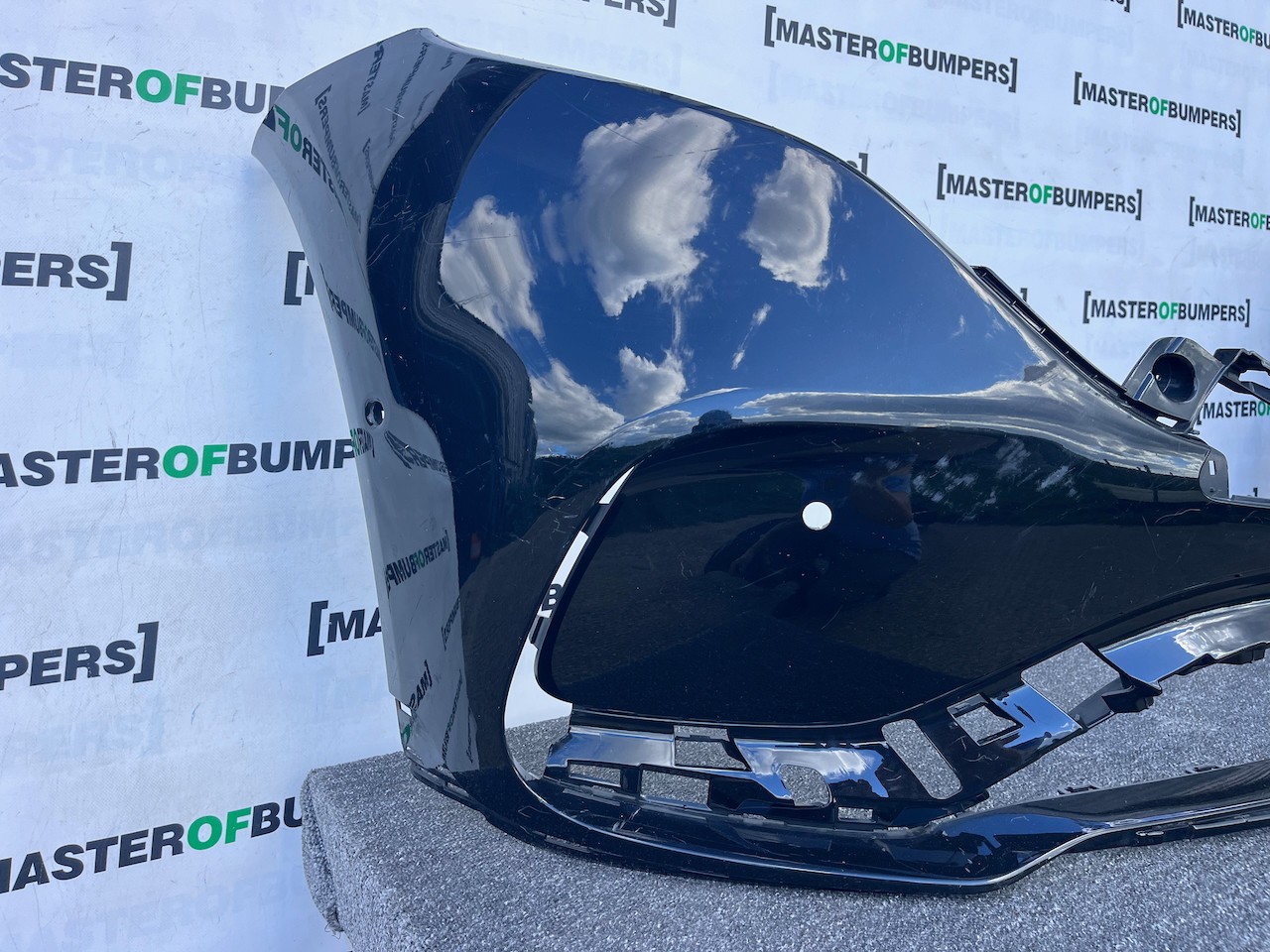 Mercedes Eqc Amg Line Premium A293 2020-2024 Front Bumper 6 Pdc Genuine [e393]