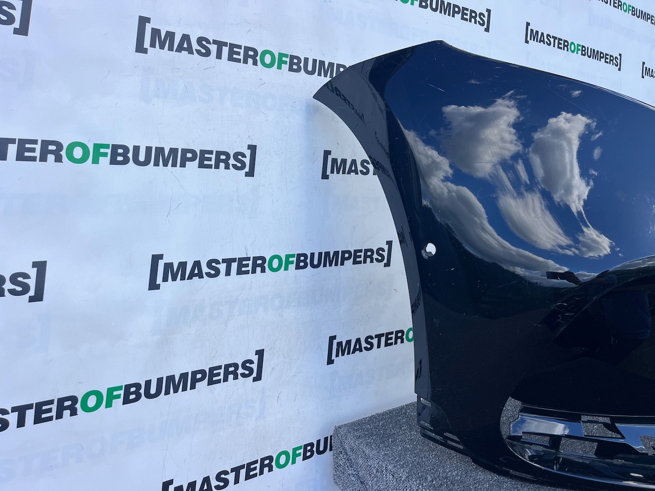 Mercedes Eqc Amg Line Premium A293 2020-2024 Front Bumper 6 Pdc Genuine [e393]