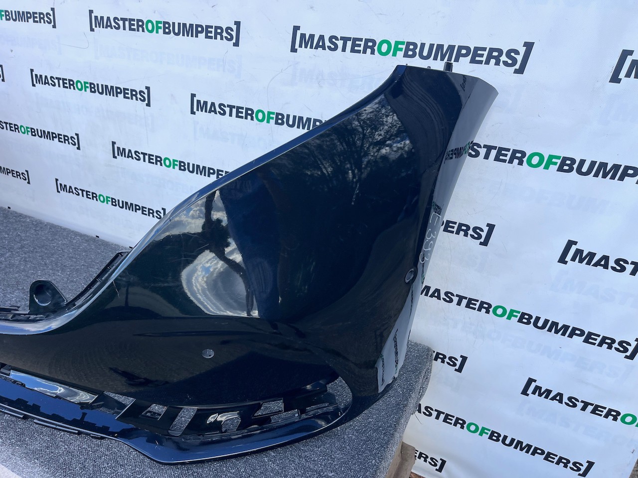 Mercedes Eqc Amg Line Premium A293 2020-2024 Front Bumper 6 Pdc Genuine [e393]