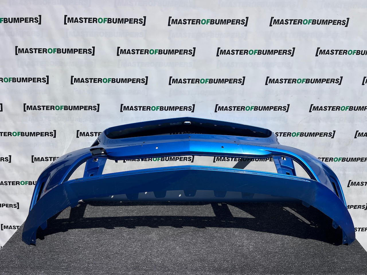 Mercedes A Class Se A176 Lift Hatchback 2016-2019 Front Bumper Genuine [e404]