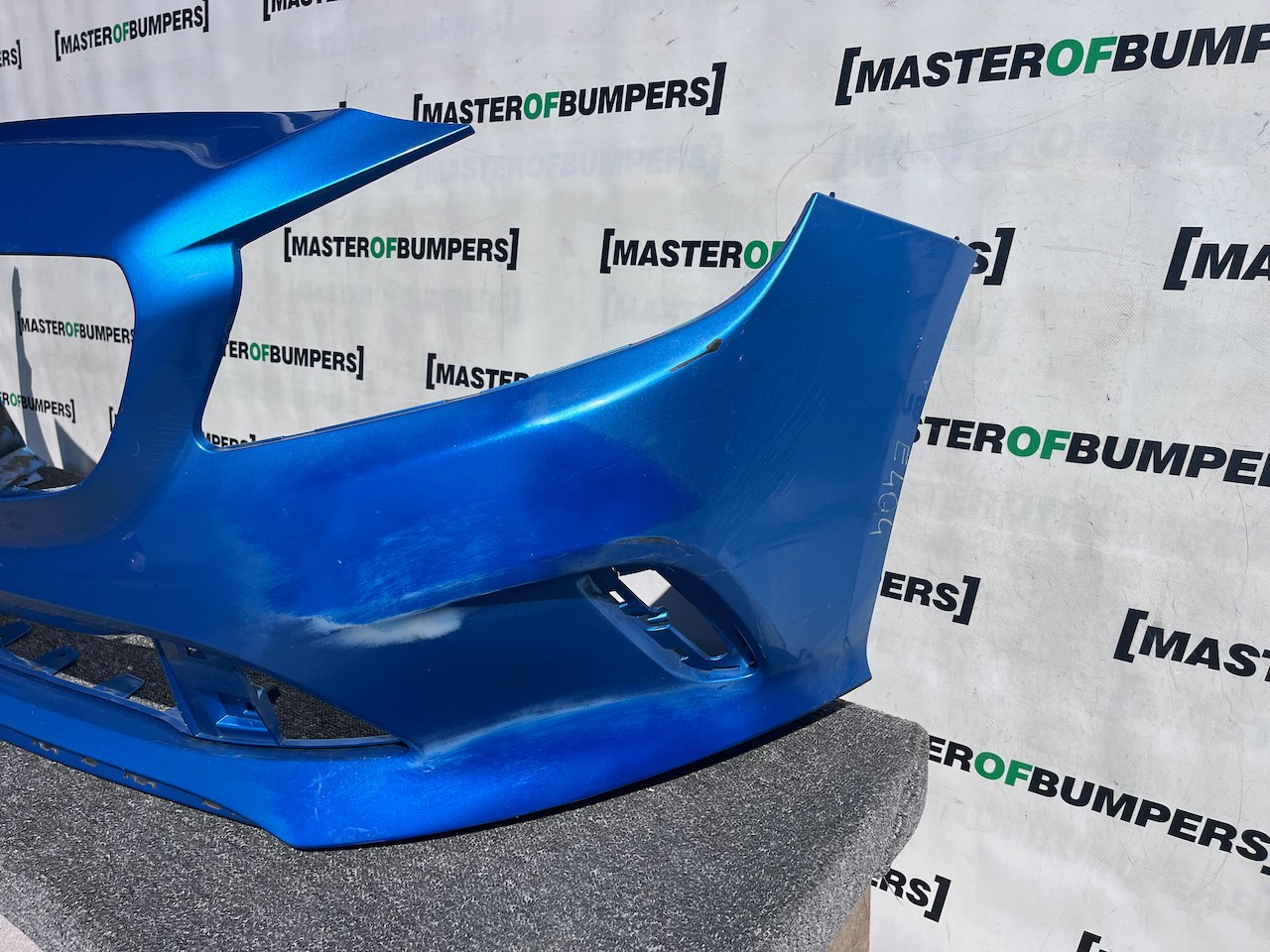 Mercedes A Class Se A176 Lift Hatchback 2016-2019 Front Bumper Genuine [e404]