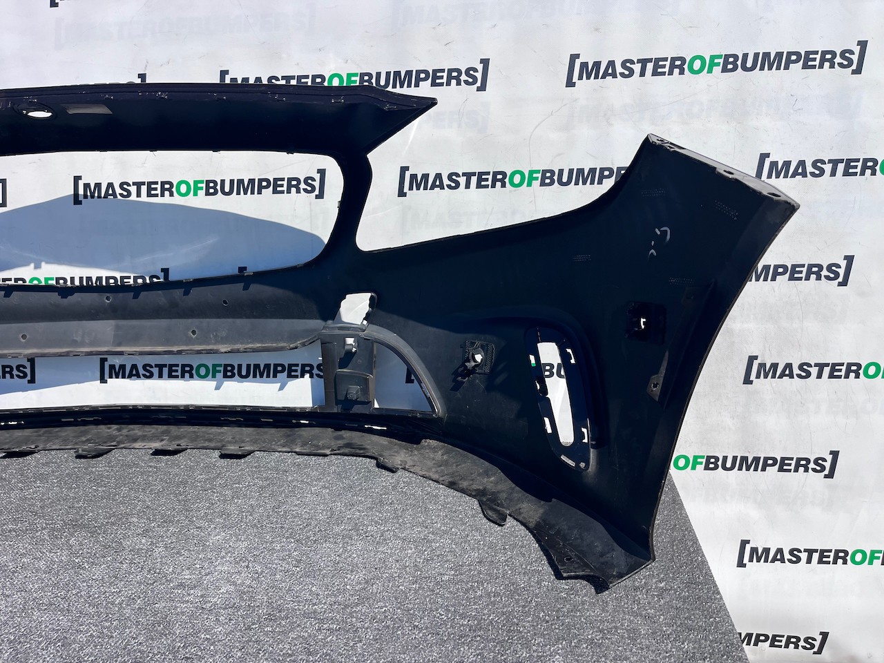 Mercedes A Class Se A176 Lift Hatchback 2016-2019 Front Bumper Genuine [e405]