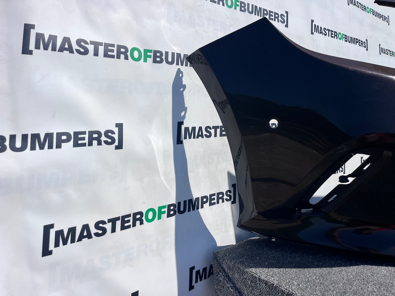 Mercedes A Class Se A176 Lift Hatchback 2016-2019 Front Bumper Genuine [e405]