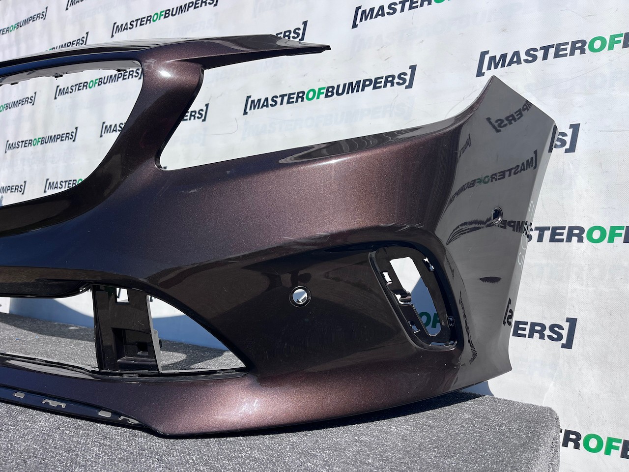 Mercedes A Class Se A176 Lift Hatchback 2016-2019 Front Bumper Genuine [e405]