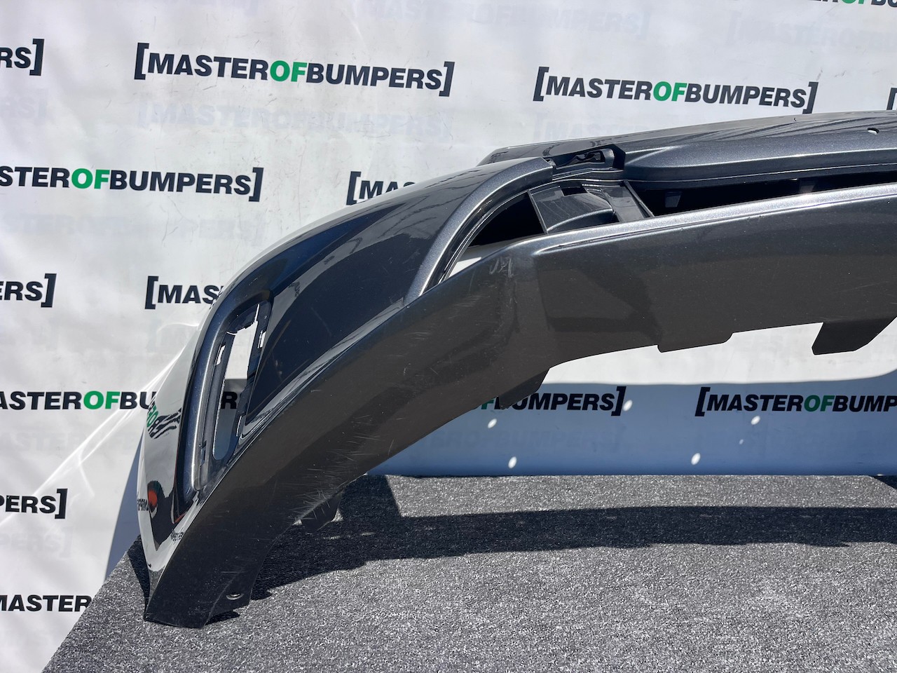 Mercedes A Class Se A176 Lift Hatchback 2016-2019 Front Bumper Genuine [e408]