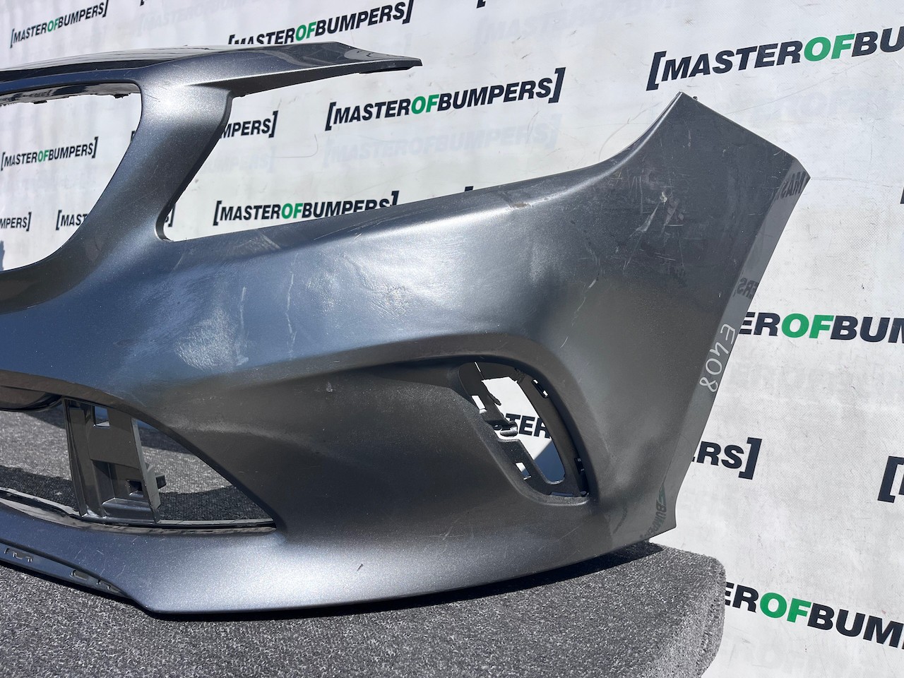 Mercedes A Class Se A176 Lift Hatchback 2016-2019 Front Bumper Genuine [e408]