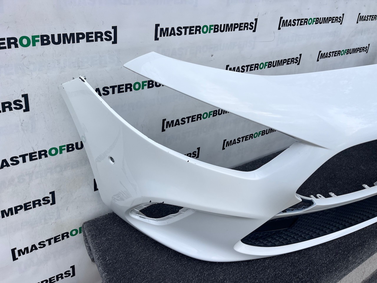 Mercedes A Class Se A177 Hatchback 2019-2022 Front Bumper 6 Pdc Genuine [e421]