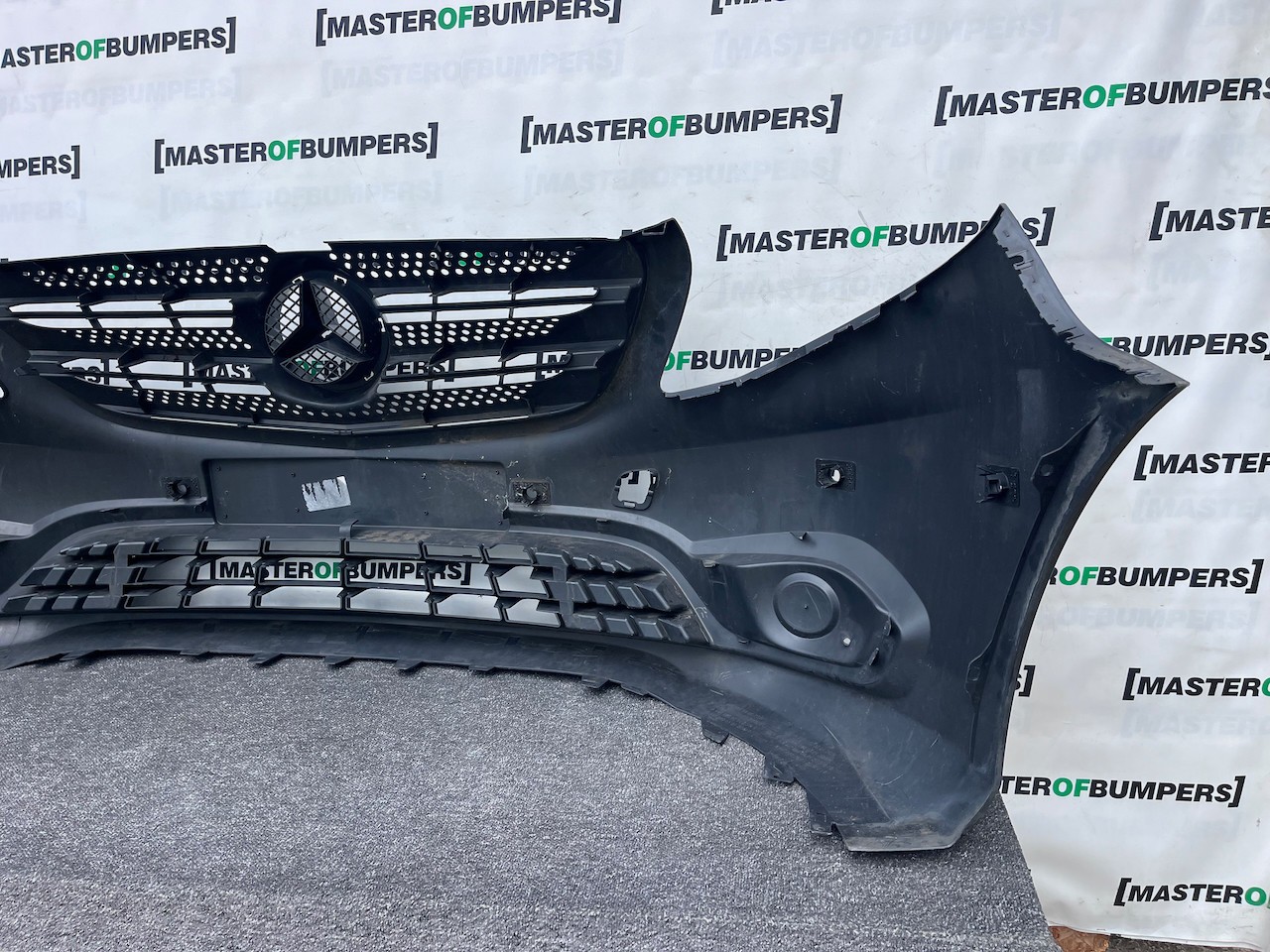Mercedes Vito Premium Tourer A447 2015-2023 Front Bumper 6 Pdc Genuine [e426]