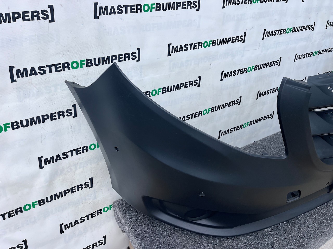 Mercedes Vito Premium Tourer A447 2015-2023 Front Bumper 6 Pdc Genuine [e426]