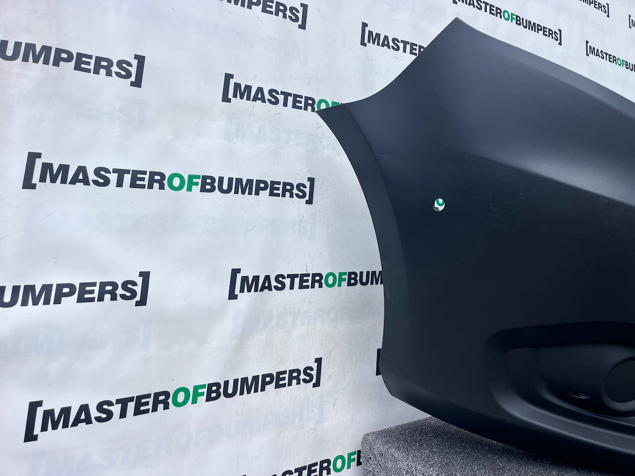 Mercedes Vito Premium Tourer A447 2015-2023 Front Bumper 6 Pdc Genuine [e426]