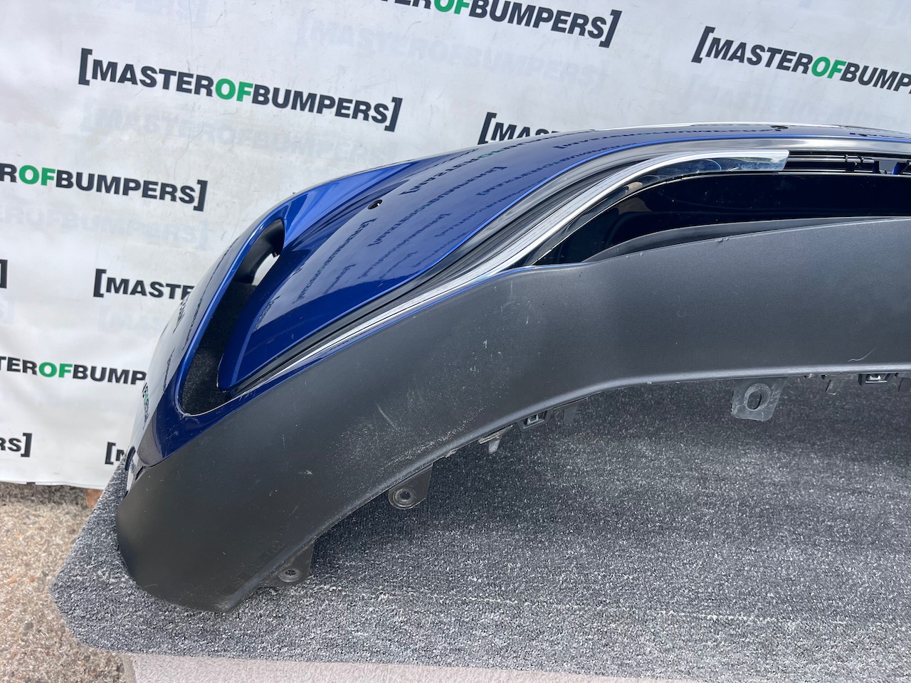 Mercedes Eqc Amg Line Premium A293 2020-2023 Front Bumper 6 Pdc Genuine [e493]