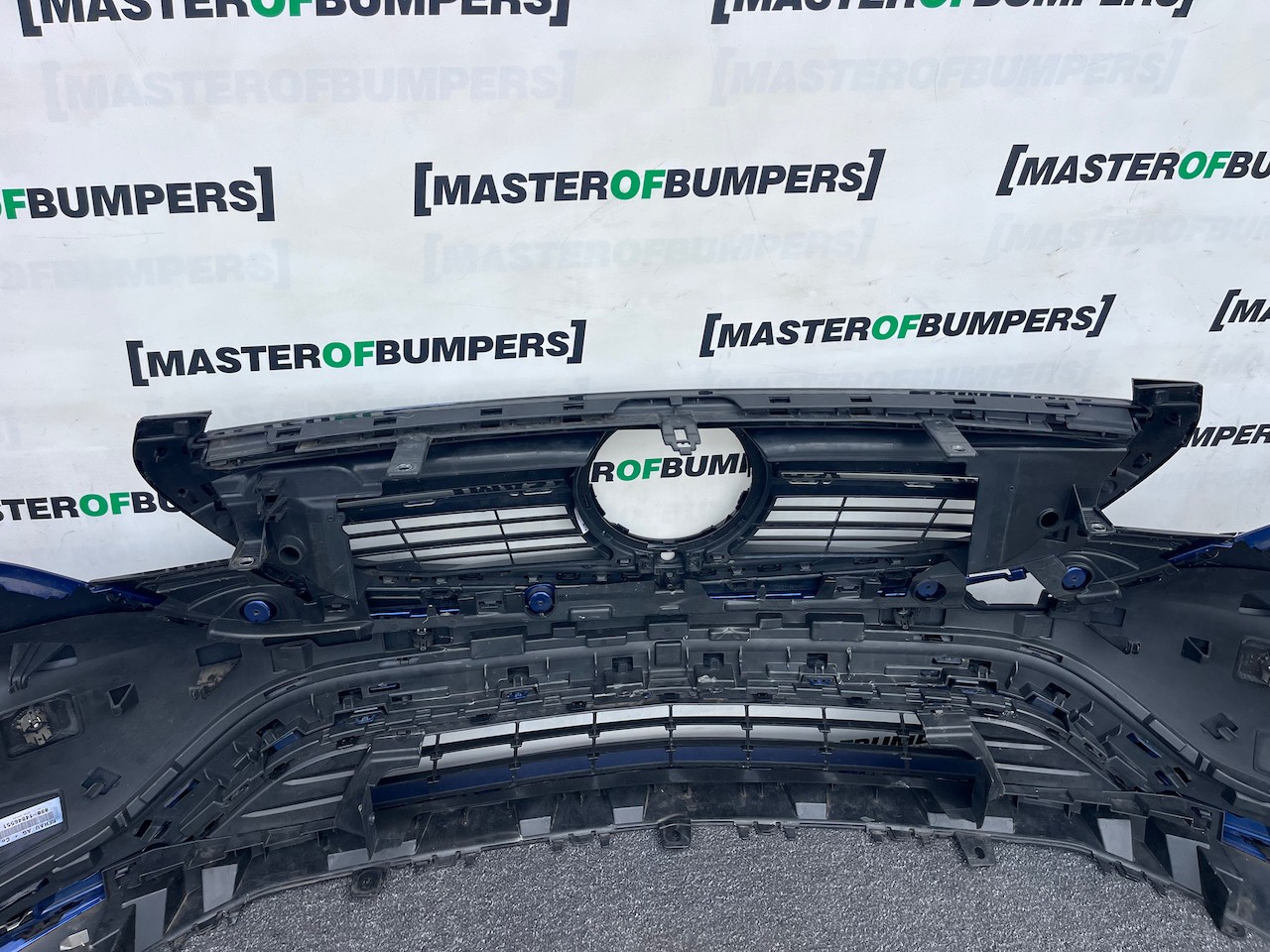 Mercedes Eqc Amg Line Premium A293 2020-2023 Front Bumper 6 Pdc Genuine [e493]