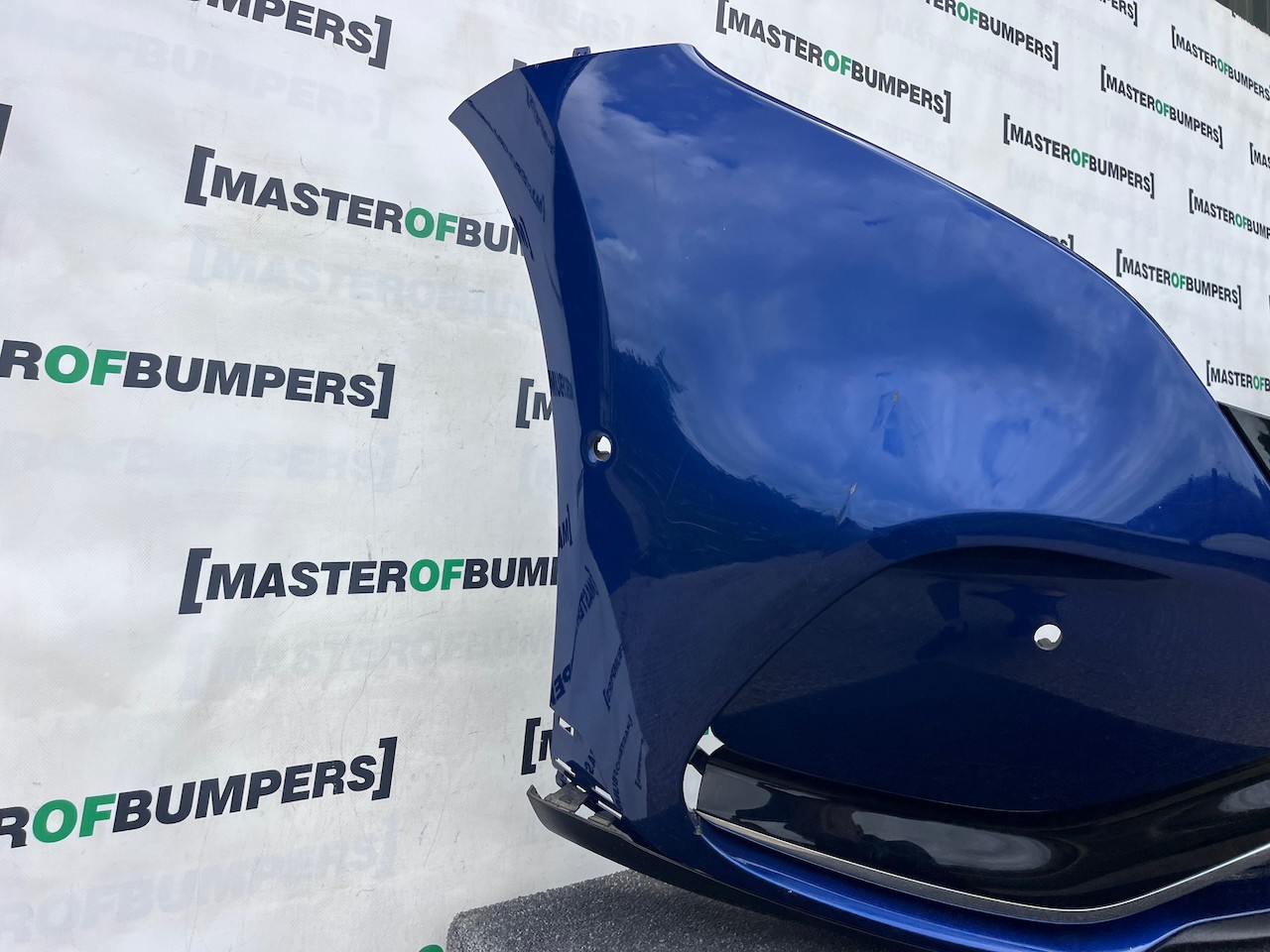 Mercedes Eqc Amg Line Premium A293 2020-2023 Front Bumper 6 Pdc Genuine [e493]
