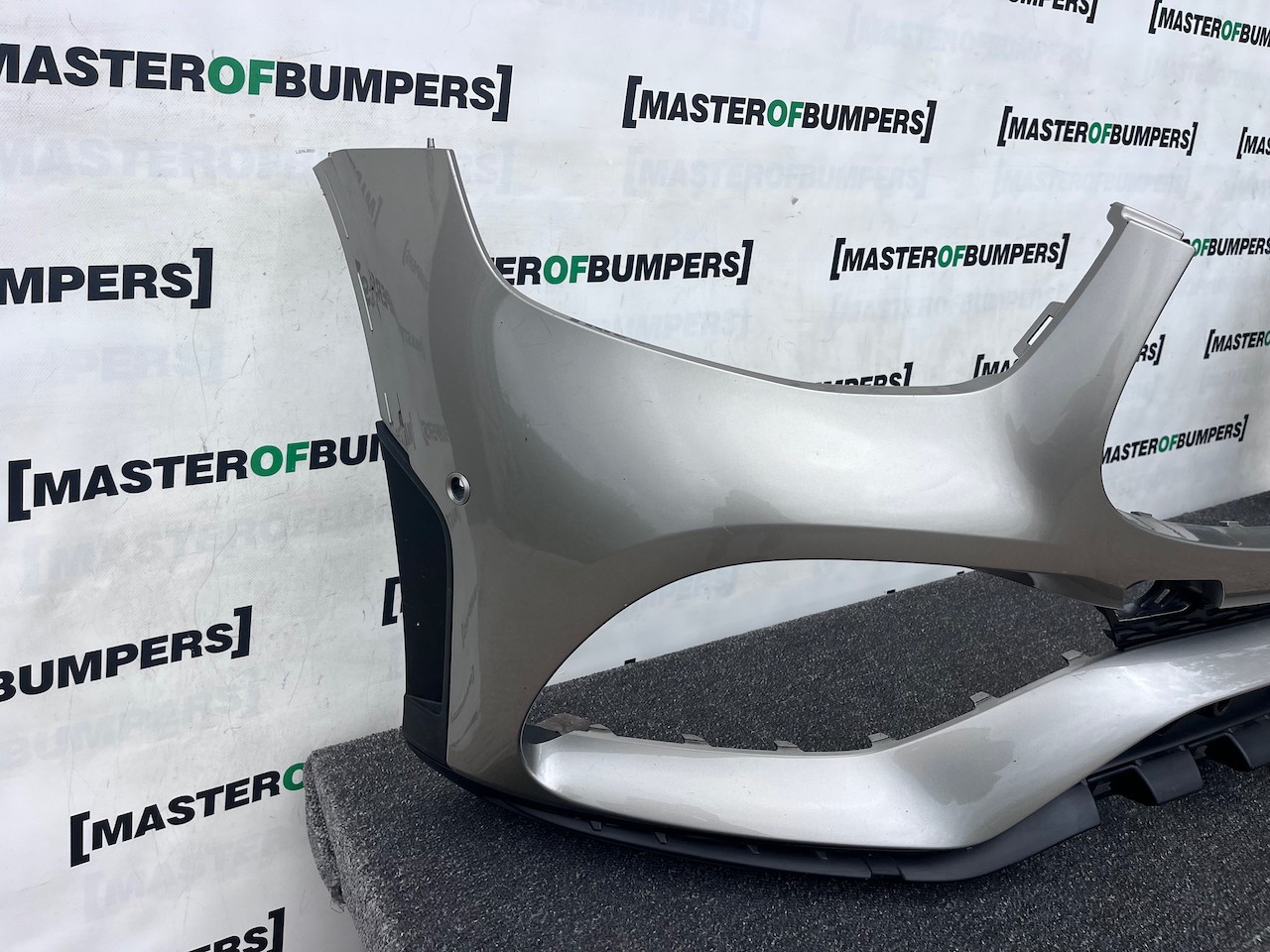 Mercedes Glc Amg Sport A253 Lift 2019-2023 Front Bumper 6 Pdc Genuine [e237]