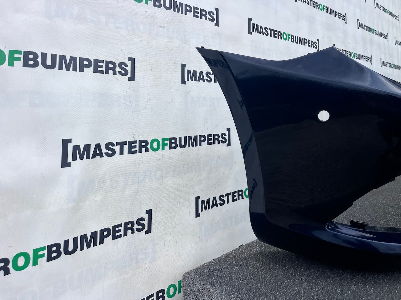Mercedes Slk Se A172 Mk3 Cabrio 2012-2015 Front Bumper 6 Pdc Genuine [e435]