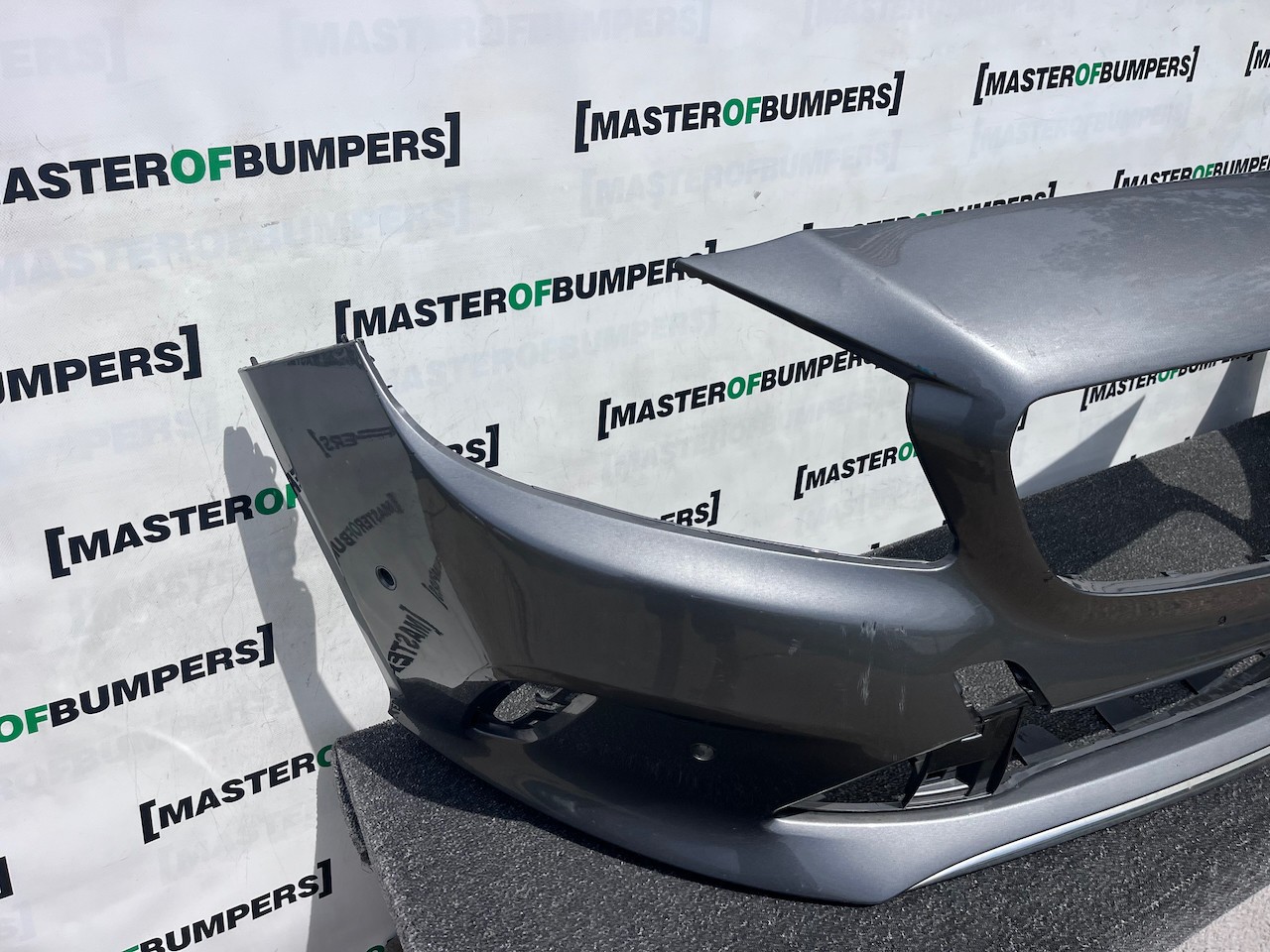 Mercedes A Class Se A176 Lift Hatchback 2016-2019 Front Bumper Genuine [e442]