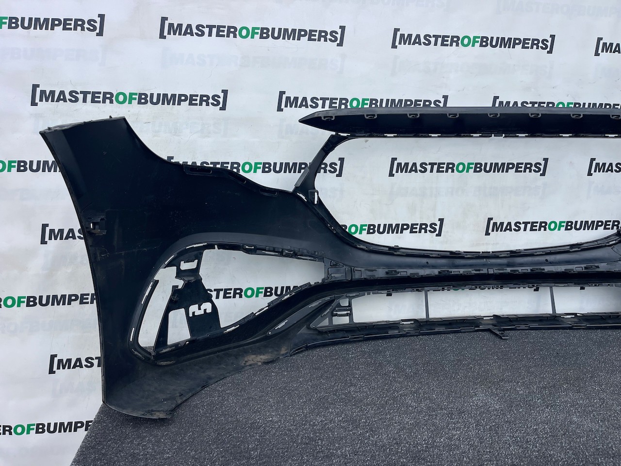 Mercedes E Class Amg Sport A214 2024-2026 Front Bumper 6 Pdc Genuine [e443]