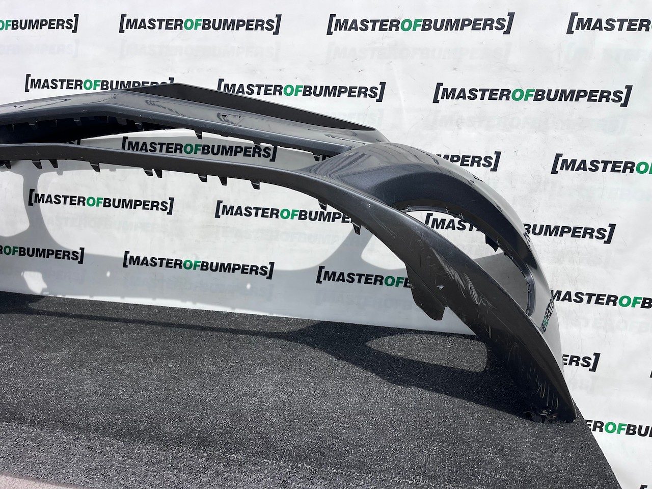 Mercedes B Class Se Hatchback 2014-2018 Front Bumper No Pdc Genuine [e444]