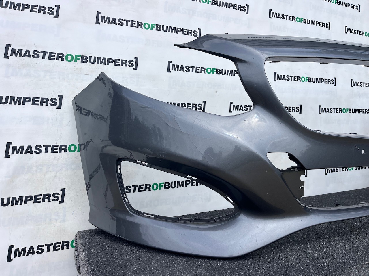 Mercedes B Class Se Hatchback 2014-2018 Front Bumper No Pdc Genuine [e444]