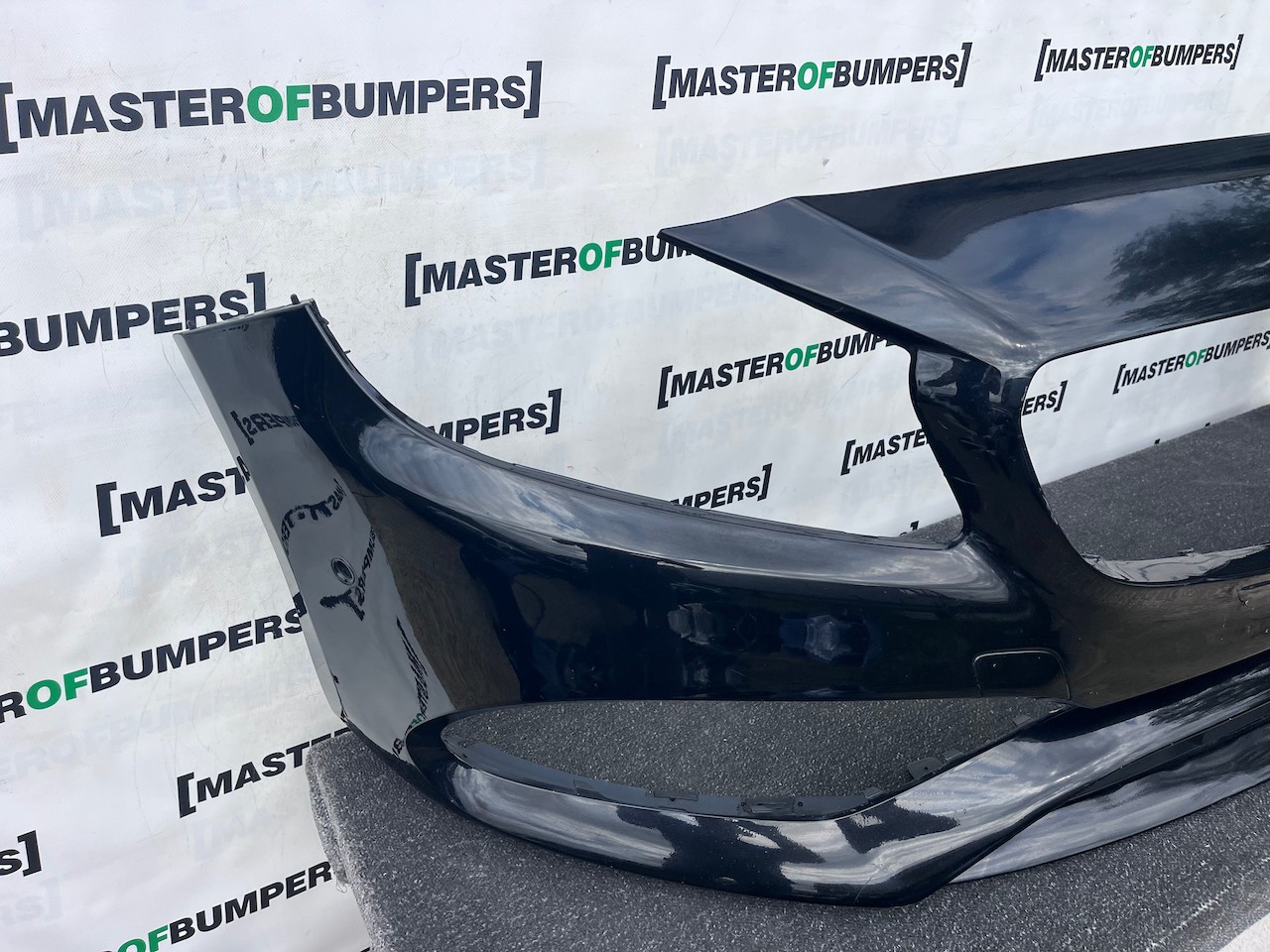 Mercedes A Class Amg A176 Lift Hatch 2016-2019 Front Bumper 6 Pdc Genuine [e451]
