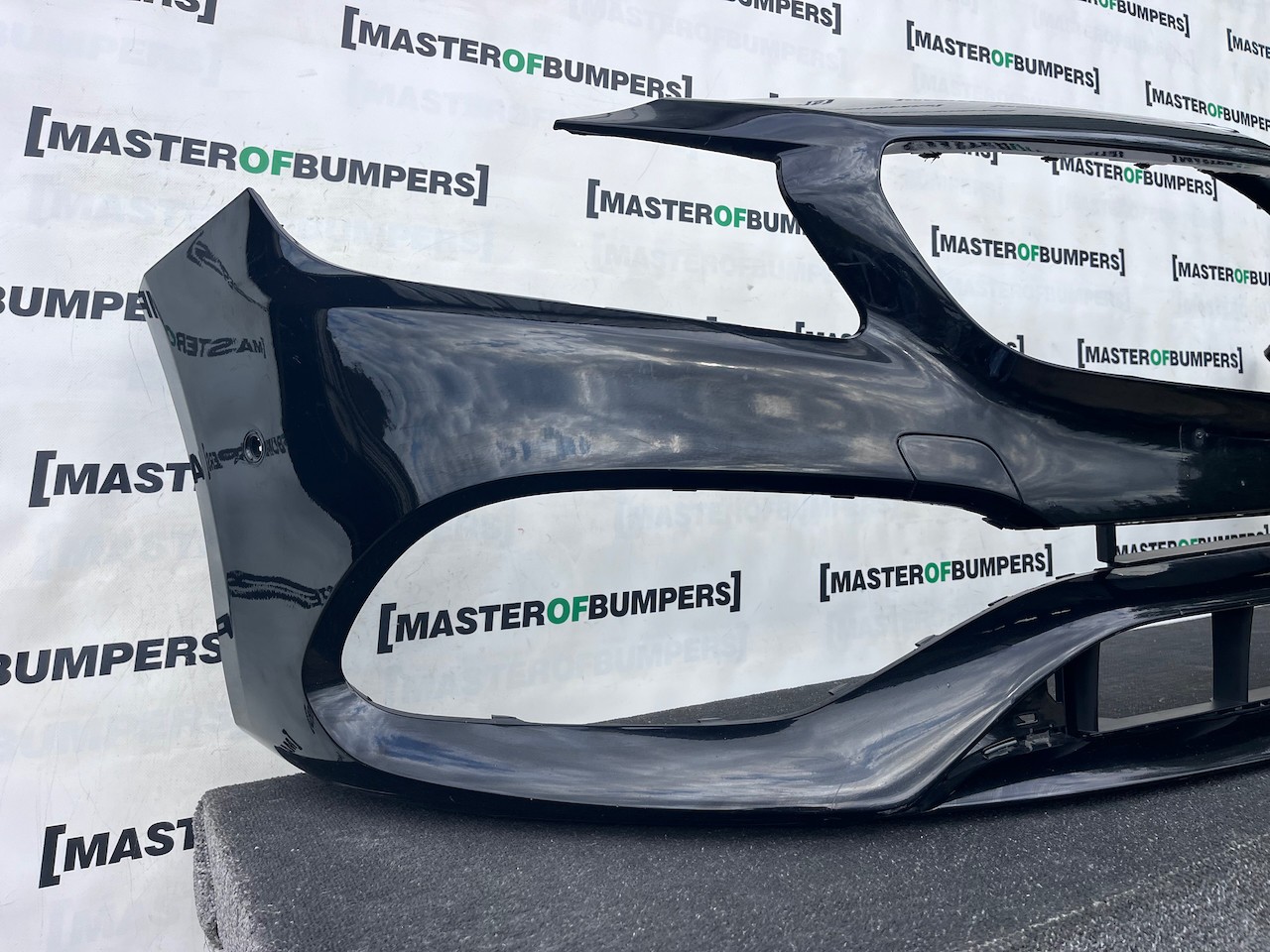 Mercedes A Class Amg A176 Lift Hatch 2016-2019 Front Bumper 6 Pdc Genuine [e451]