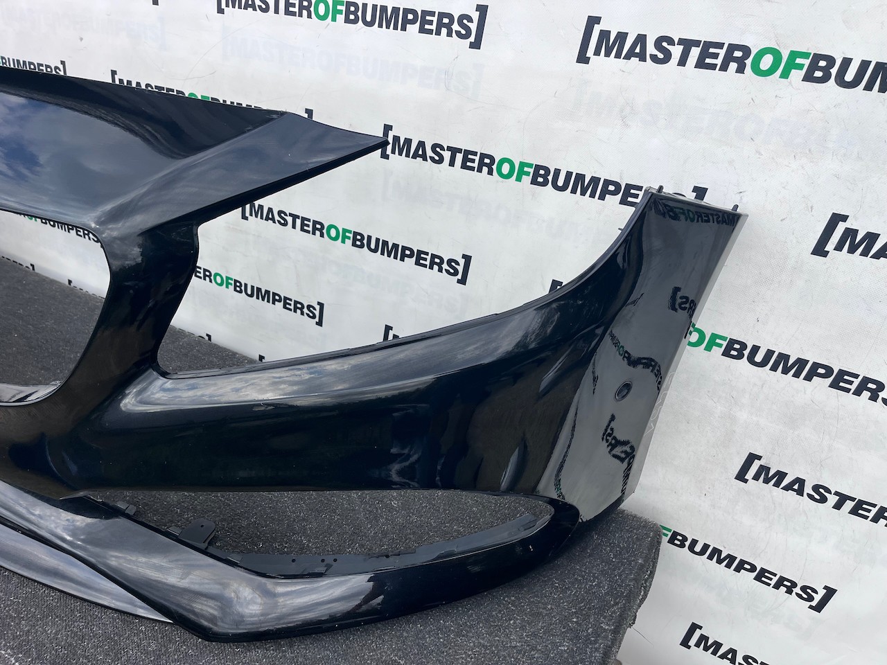Mercedes A Class Amg A176 Lift Hatch 2016-2019 Front Bumper 6 Pdc Genuine [e451]