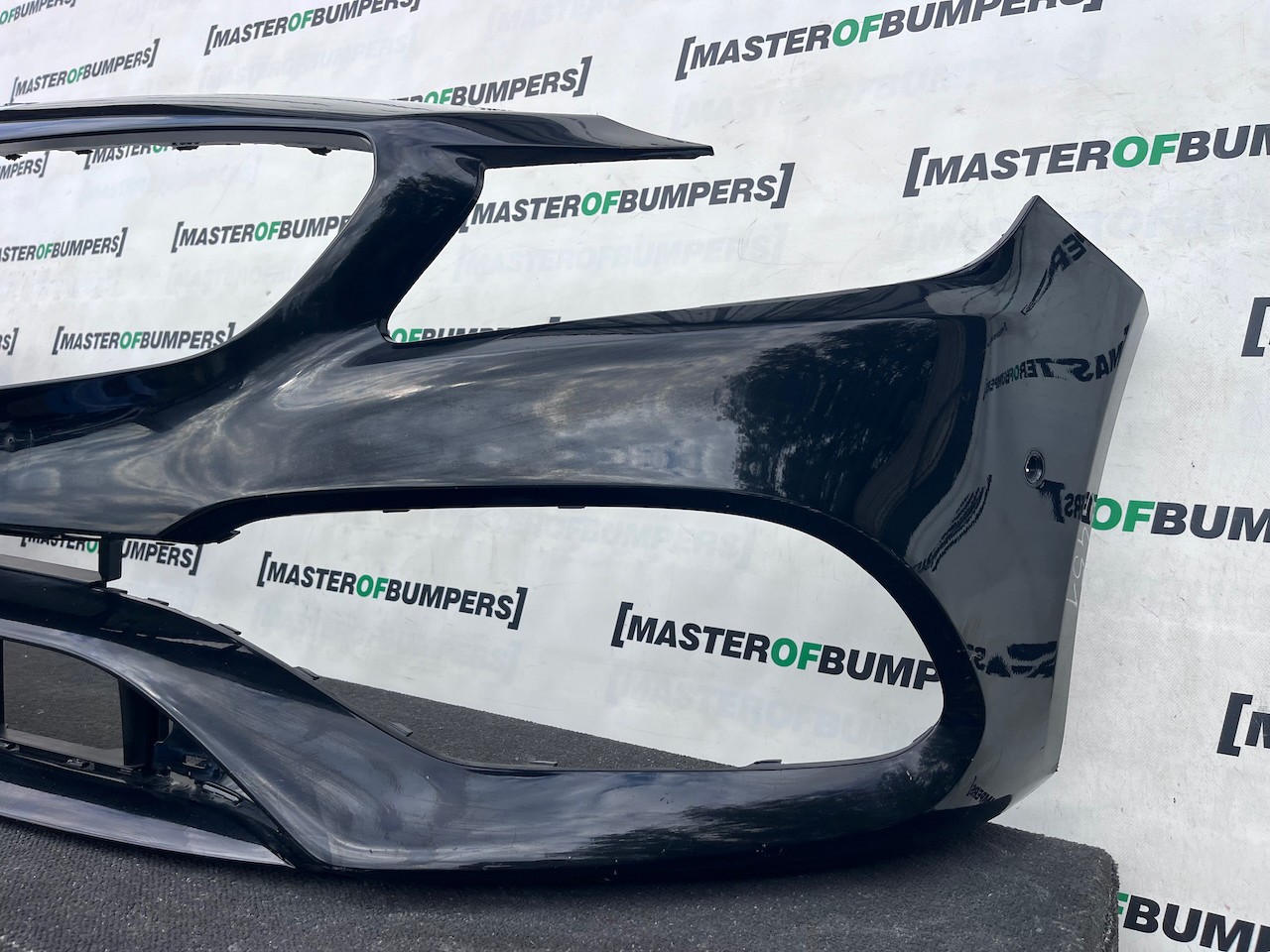 Mercedes A Class Amg A176 Lift Hatch 2016-2019 Front Bumper 6 Pdc Genuine [e451]