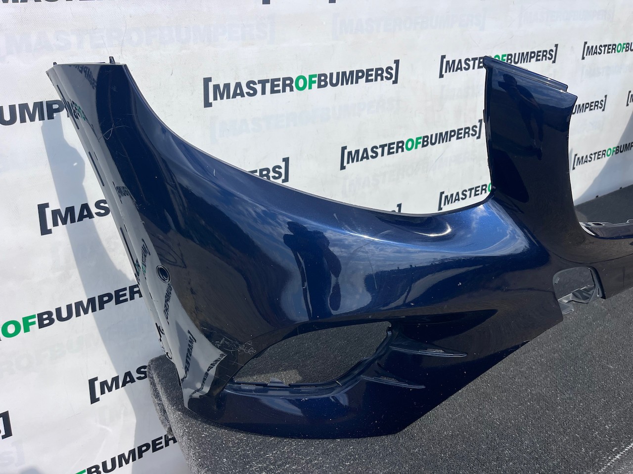 Mercedes Glc Amg Sport A253 4matic 2015-2018 Front Bumper 6 Pdc Genuine [e462]