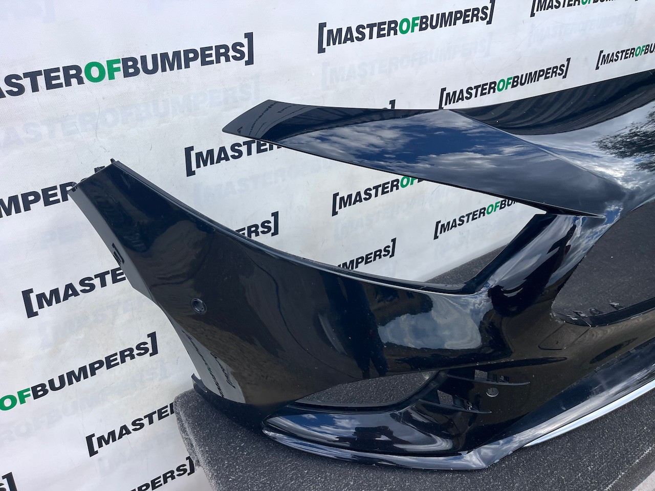 Mercedes A Class Amg A177 Hatchback 2019-2022 Front Bumper 6 Pdc Genuine [e467]