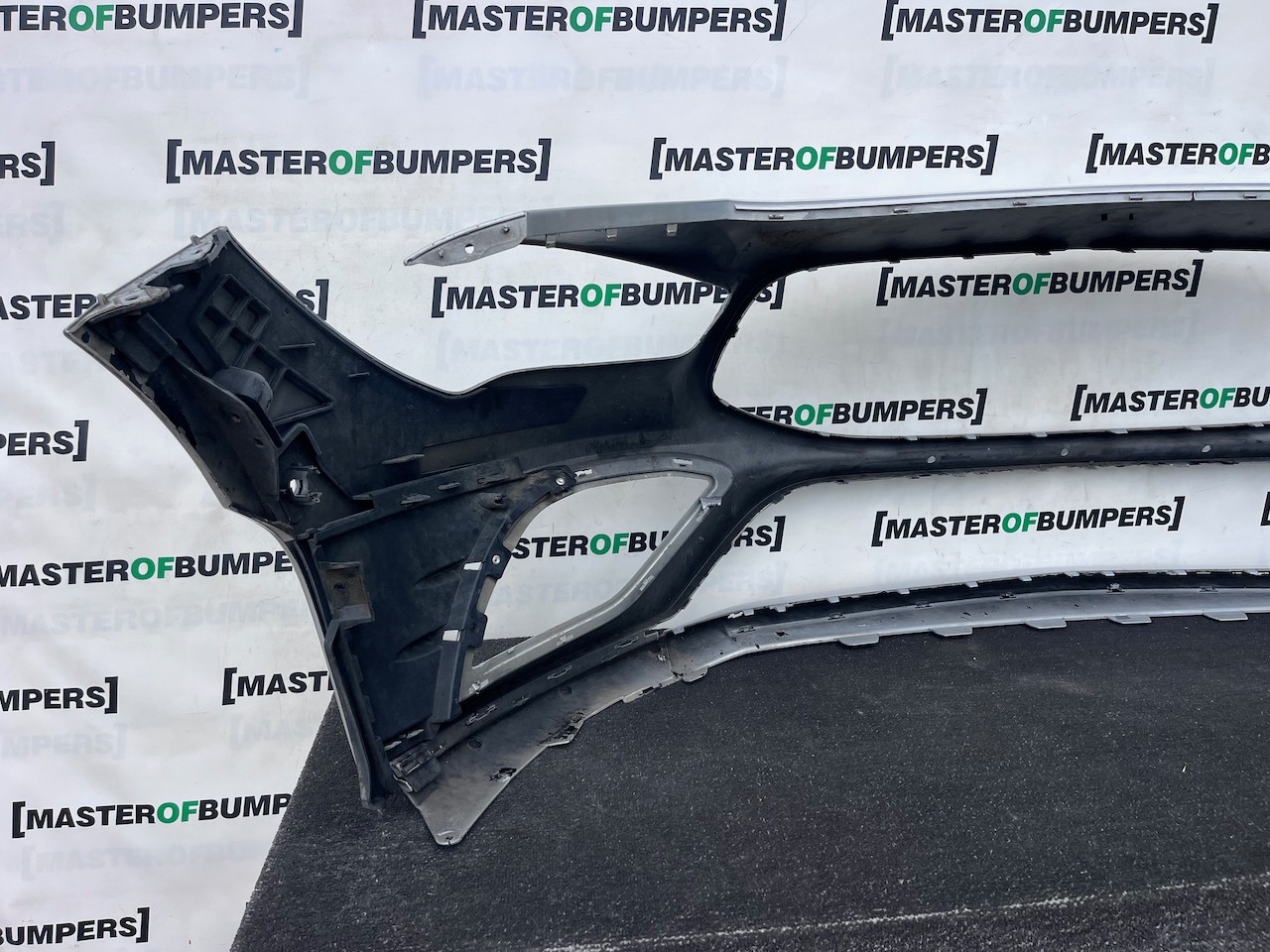 Mercedes Cla Amg Saloon Shotingbrake A118 2019-2023 Front Bumper Genuine [e477]