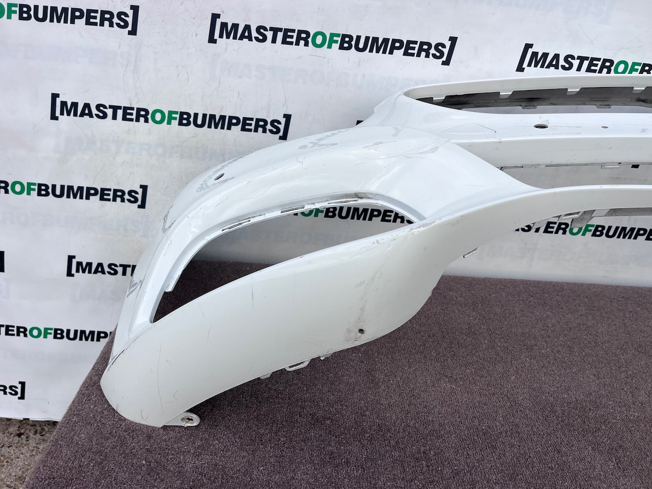 Mercedes C Class Se A205 Premium 2015-2018 Front Bumper 6 Pdc Genuine [e590]
