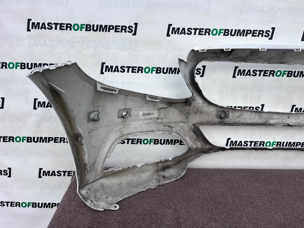 Mercedes C Class Se A205 Premium 2015-2018 Front Bumper 6 Pdc Genuine [e590]
