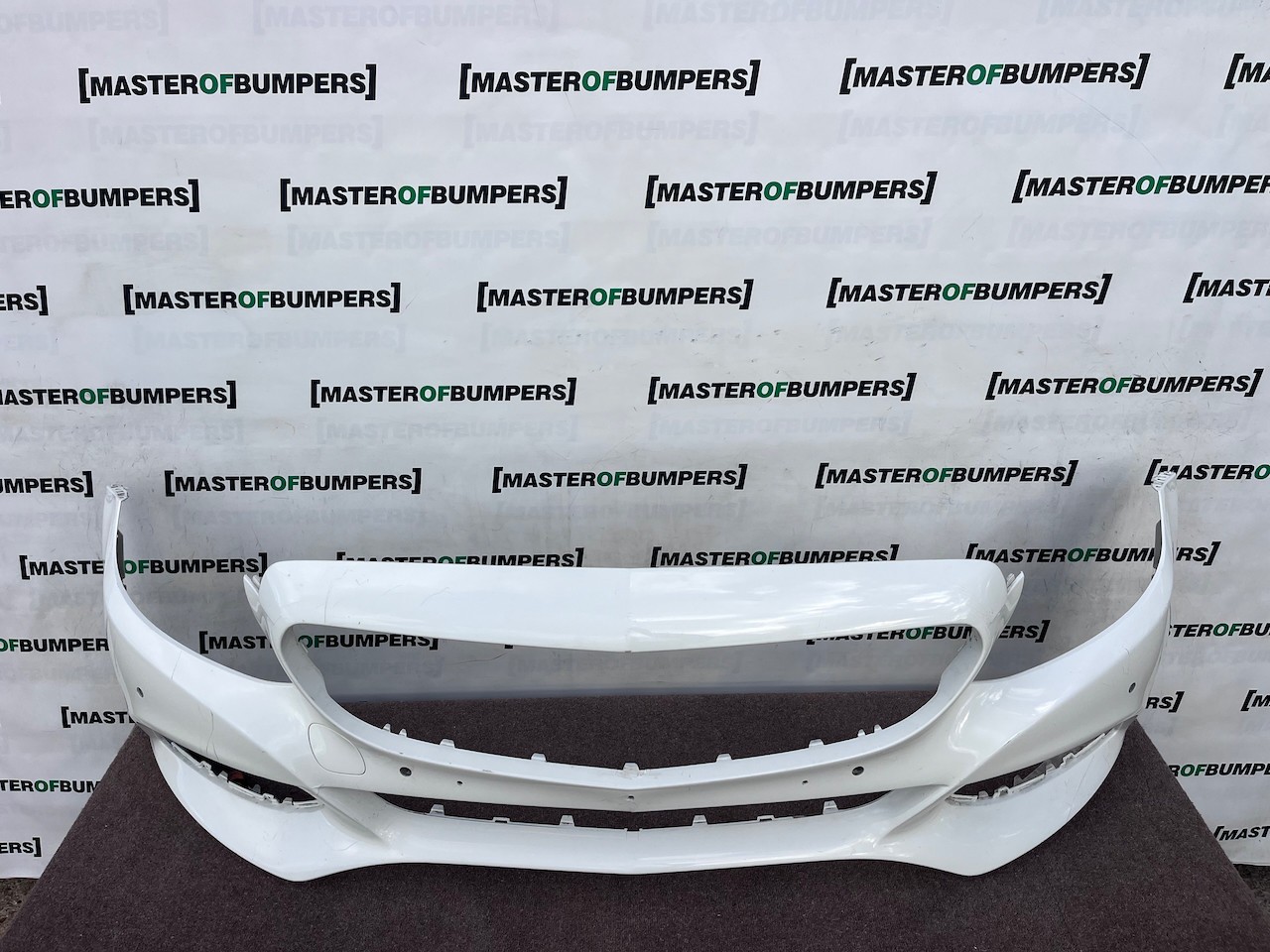 Mercedes C Class Se A205 Premium 2015-2018 Front Bumper 6 Pdc Genuine [e590]