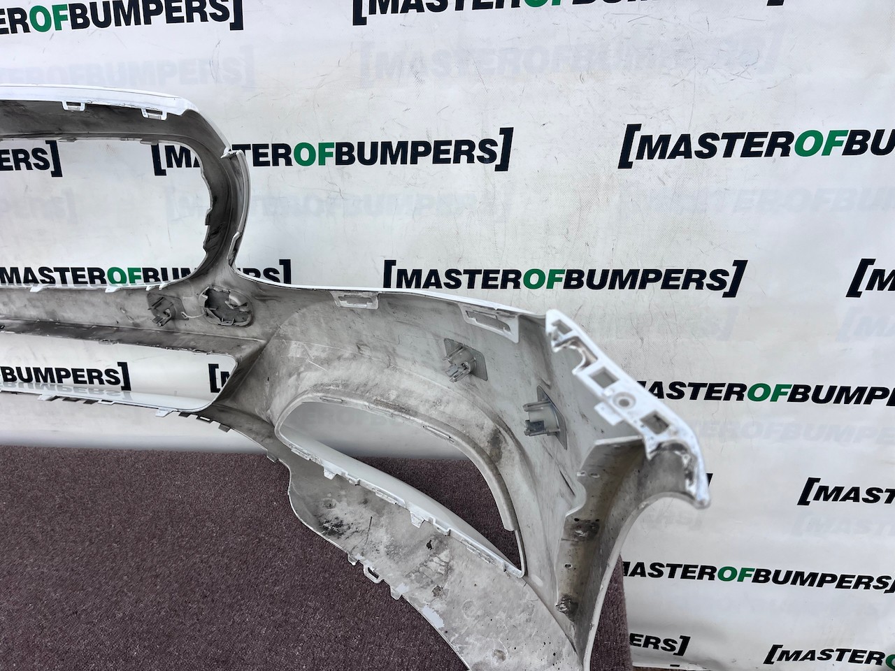 Mercedes C Class Se A205 Premium 2015-2018 Front Bumper 6 Pdc Genuine [e590]