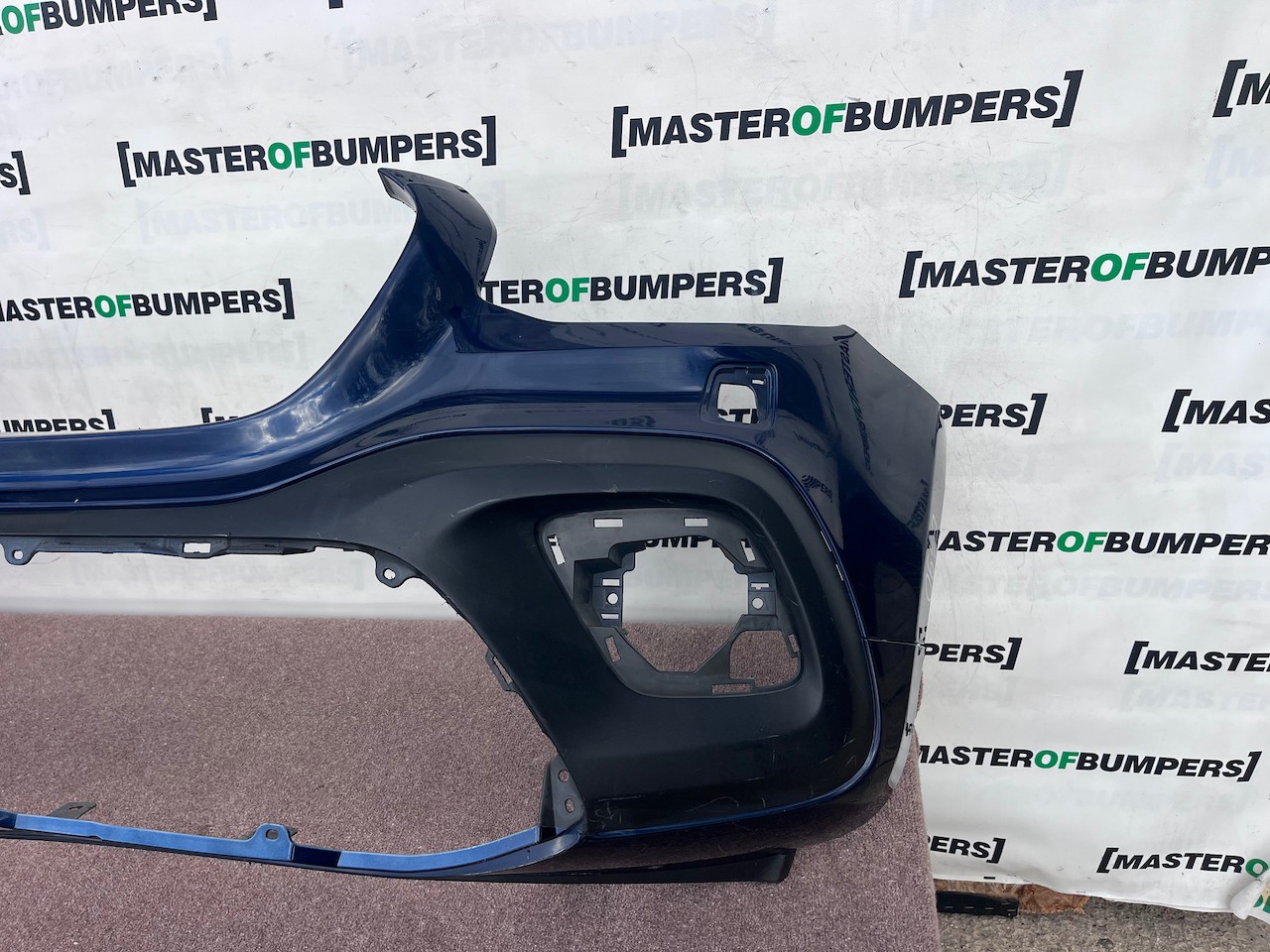 Mercedes X Class Pick Up A205 2017-2020 Front Bumper Jets Genuine [e490]