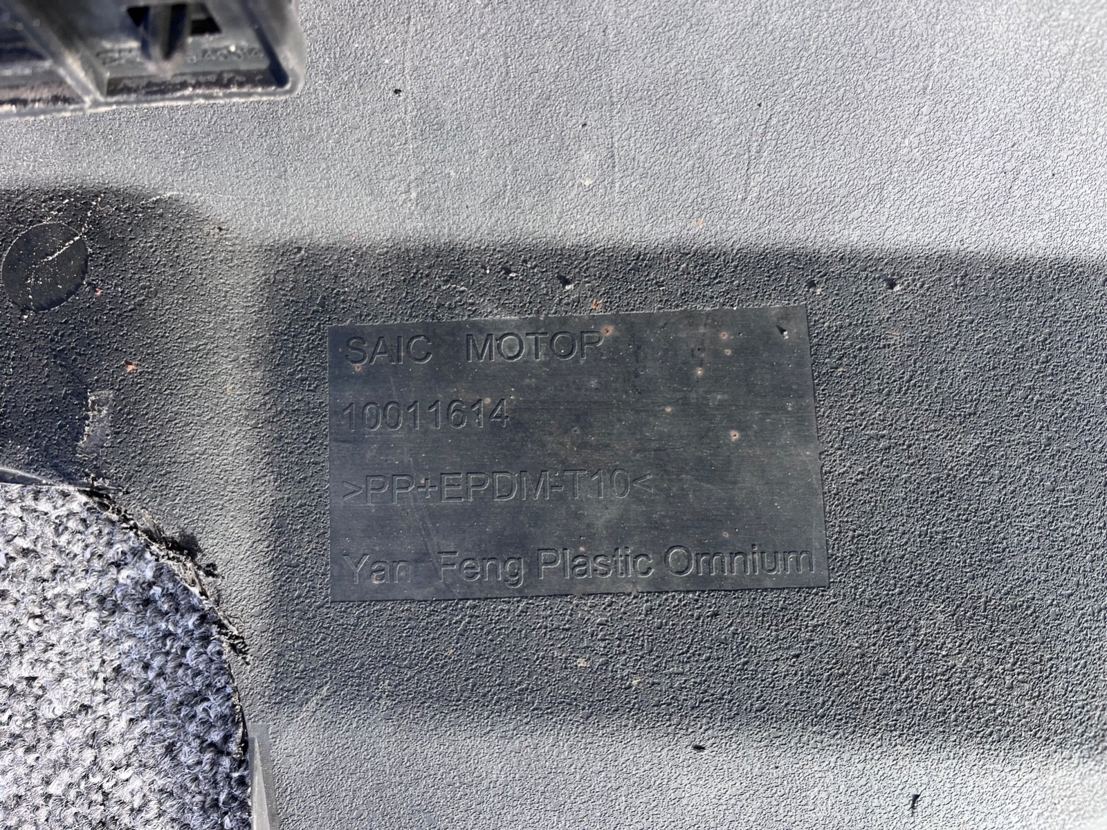 Mg 6 Mg6 Mk1 2009-2015 Rear Bumper 4 Pdc Genuine [p556]